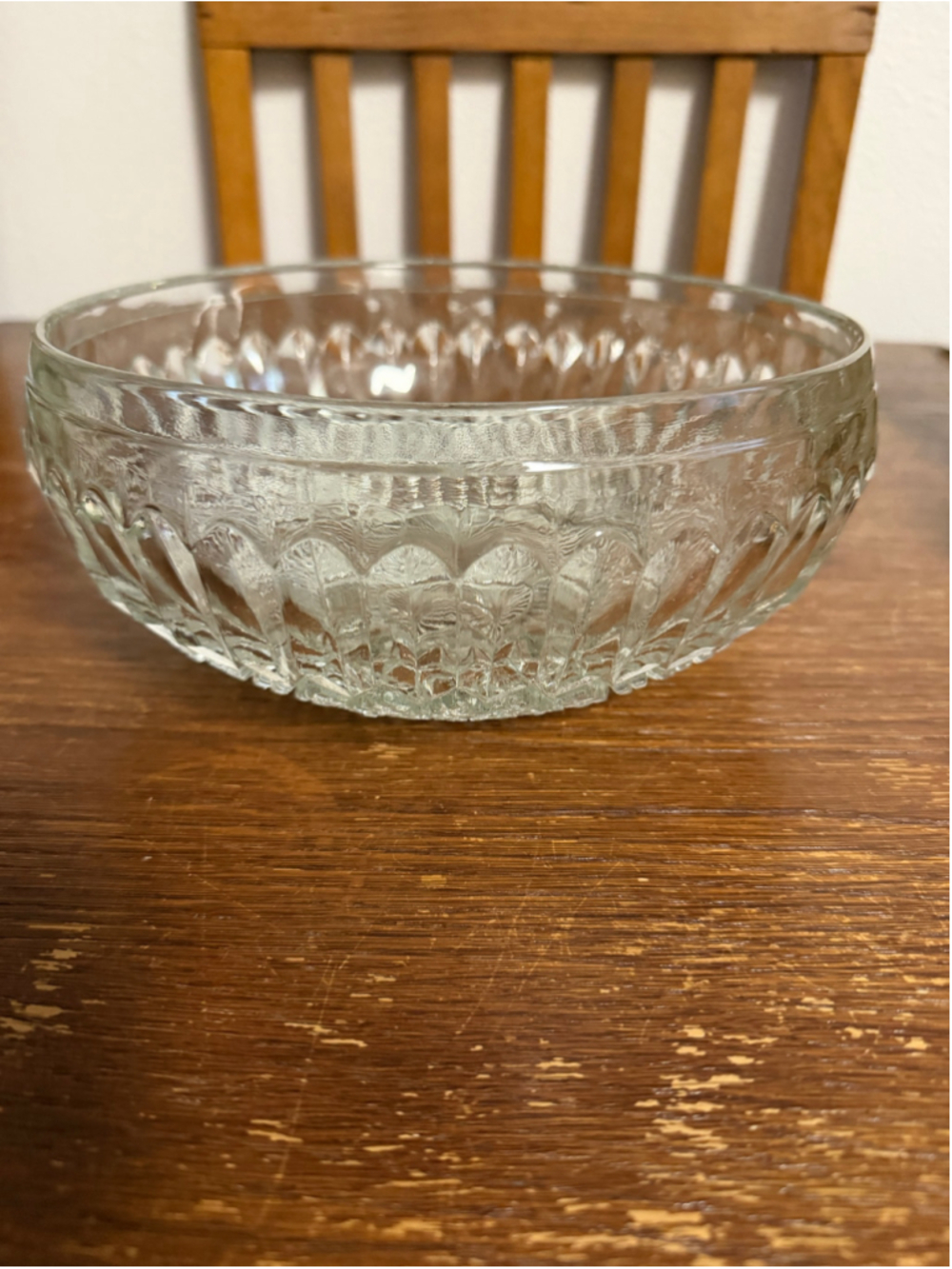 Vintage Clear Pressed Glass Serving Bowl Starburst Diamond Pattern 8” Heavy